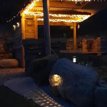 Fairy Hill At Rosemount Glamping אוהל מפואר