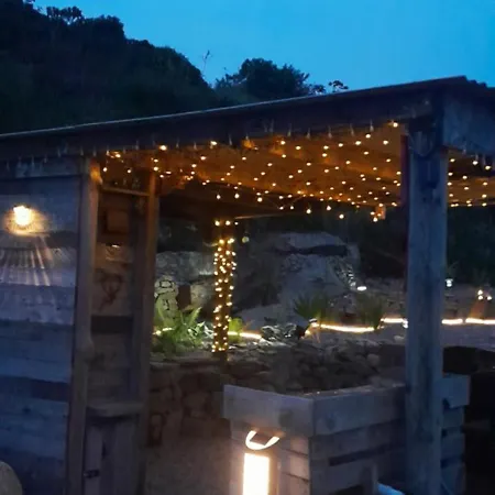 Fairy Hill At Rosemount Glamping אוהל מפואר